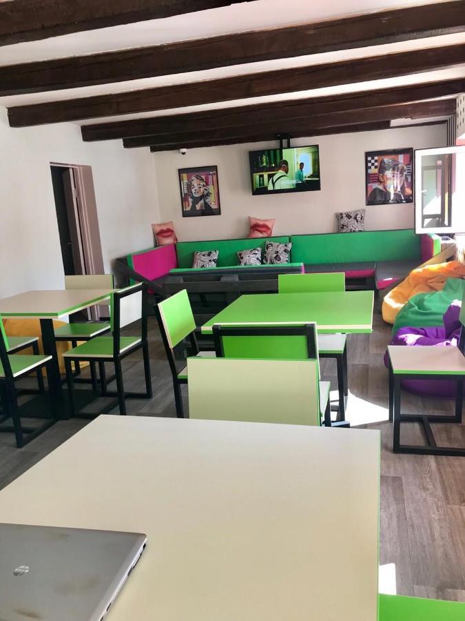 Lucky Hostel На Крещатике Κίεβο Εξωτερικό φωτογραφία