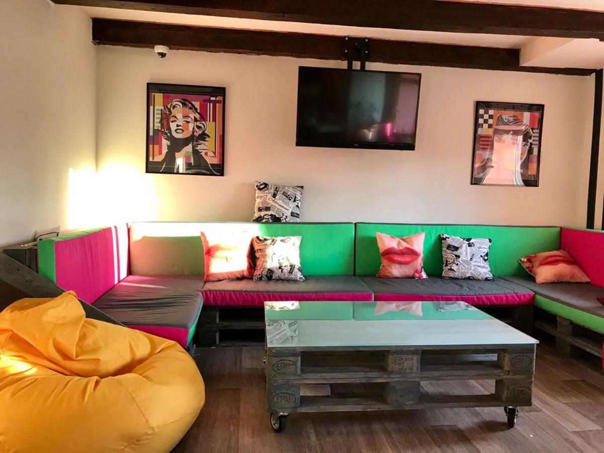 Lucky Hostel На Крещатике Κίεβο Εξωτερικό φωτογραφία